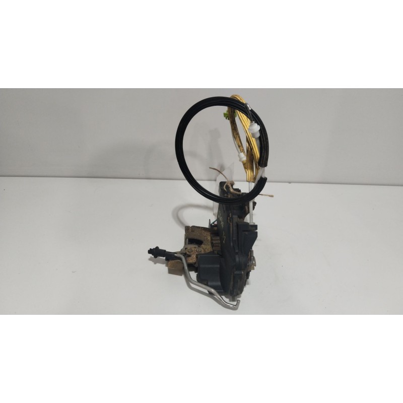 CERRADURA PUERTA TRASERA IZQUIERDA 4B0839015G  - imagen 2