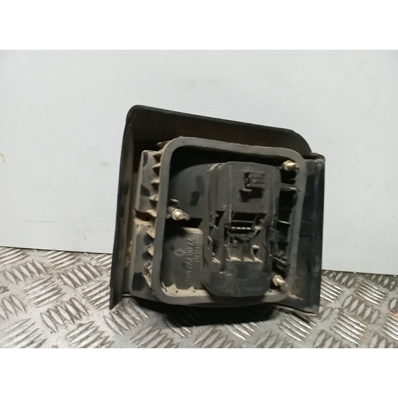 PILOTO TRASERO IZQUIERDO  - imagen 2