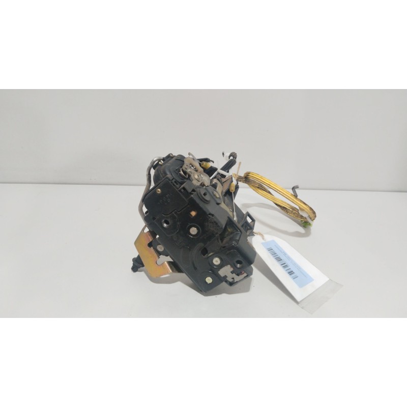 CERRADURA PUERTA TRASERA IZQUIERDA 4B0839015G  - imagen 4