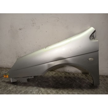 ALETA DELANTERA IZQUIERDA 7840Q2 