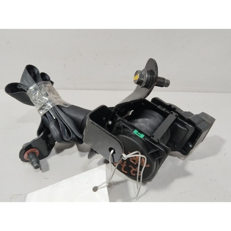 CINTURON SEGURIDAD TRASERO DERECHO 89820A6000RY  - imagen 1
