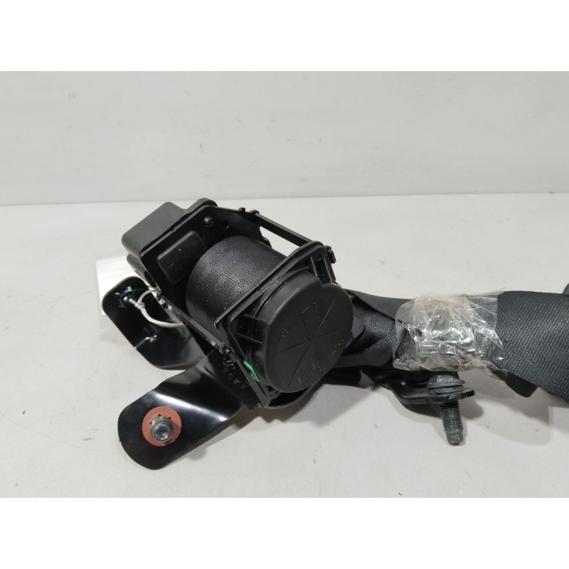 CINTURON SEGURIDAD TRASERO IZQUIERDO 89810A6000RY  - imagen 1