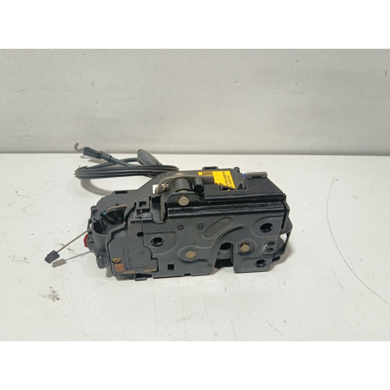 CERRADURA PUERTA DELANTERA DERECHA 3D1837016  - imagen 3