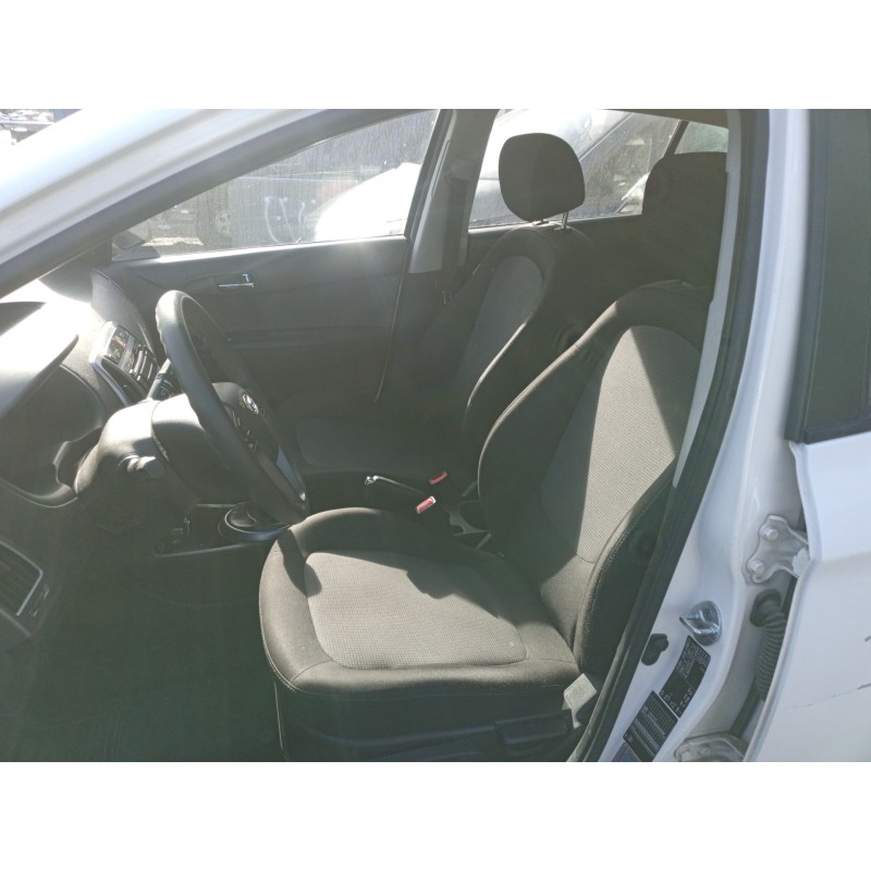 HYUNDAI I20 I (PB, PBT) - imagen 6