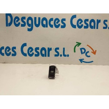 MANDO ELEVALUNAS DELANTERO DERECHO 