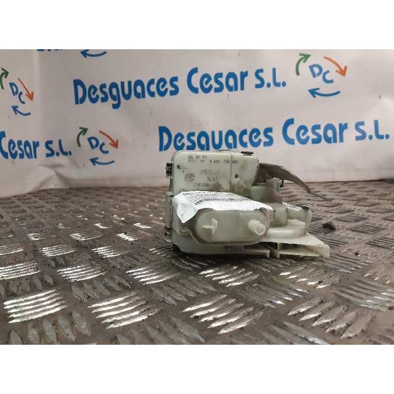 CERRADURA PUERTA TRASERA DERECHA 6K4839016  - imagen 2