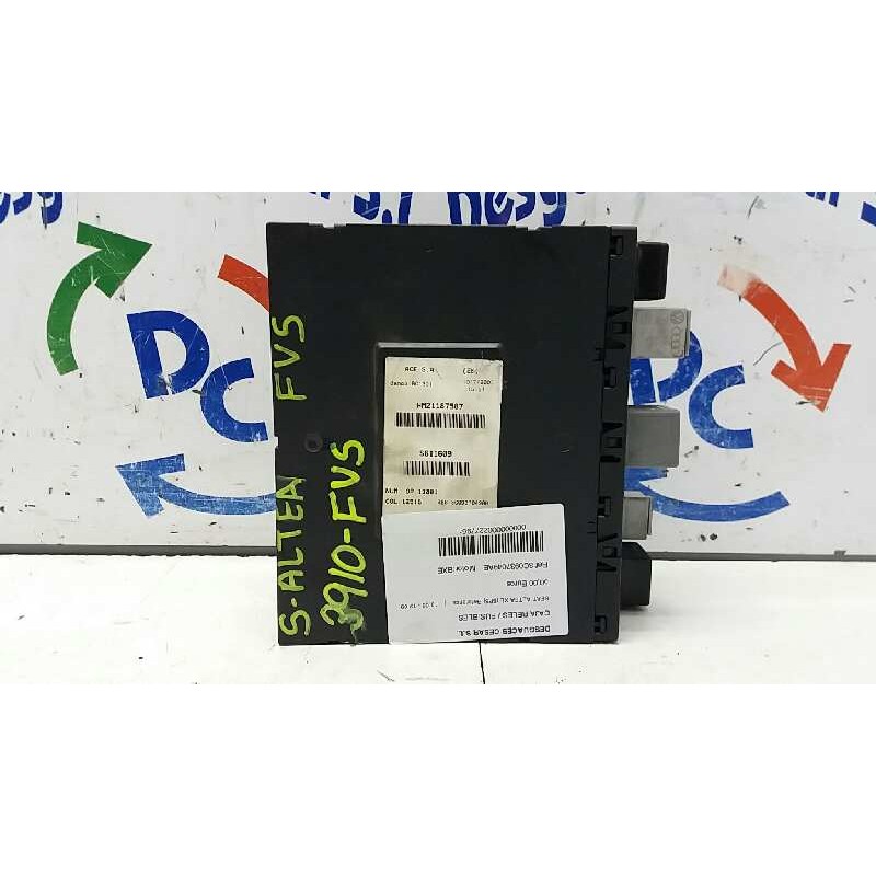 CAJA RELES / FUSIBLES 3C0937049AH  - imagen 1