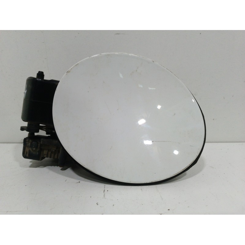 TAPA EXTERIOR COMBUSTIBLE BLANCO  - imagen 1