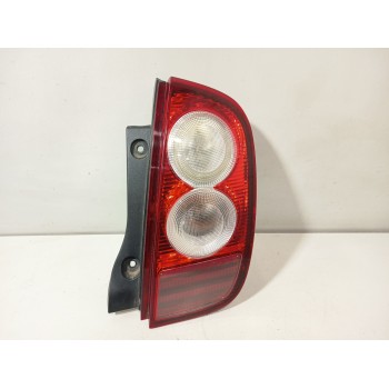 PILOTO TRASERO DERECHO 26550AX720 
