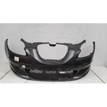 PARAGOLPES DELANTERO NEGRO 