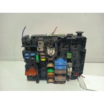 CAJA RELES / FUSIBLES 9804848480 