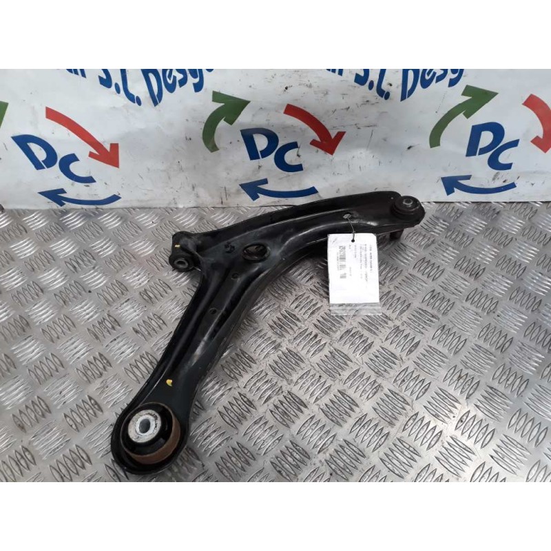 BRAZO SUSPENSION INFERIOR DELANTERO DERECHO 1737309  - imagen 2