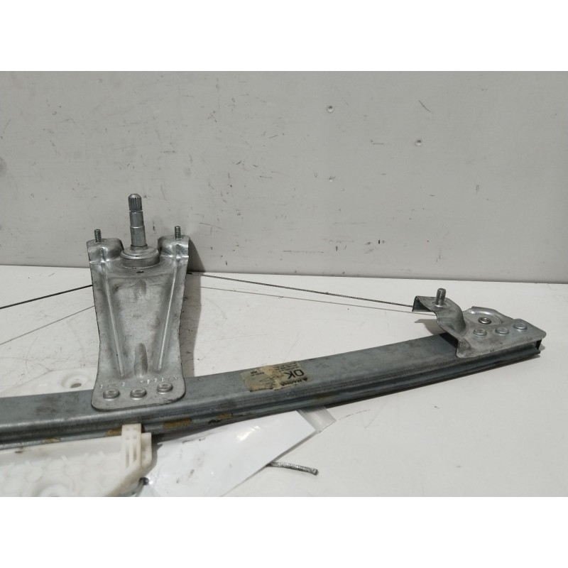 ELEVALUNAS TRASERO DERECHO M13594  - imagen 3