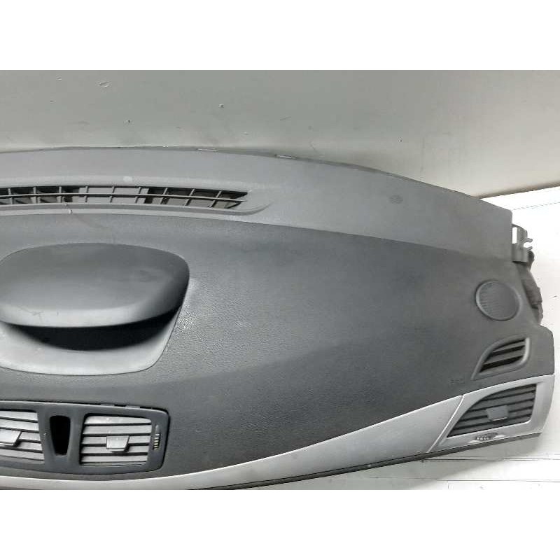 SALPICADERO 681000022R  - imagen 3
