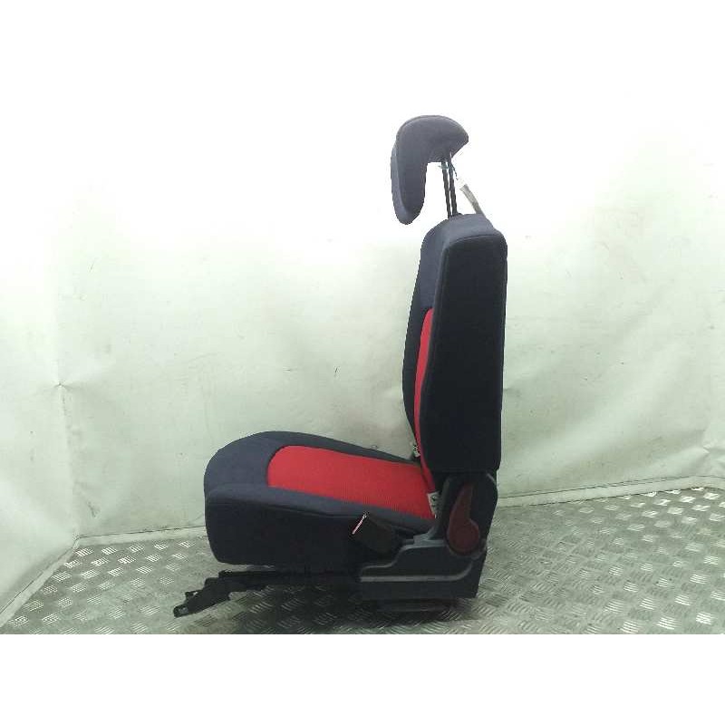 ASIENTO TRASERO DERECHO AZUL CON ROJO  - imagen 1