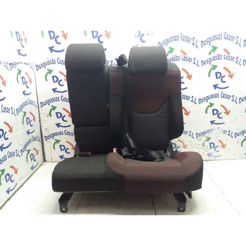 ASIENTO TRASERO IZQUIERDO TAPIZADO NEGRO - GRANATE 