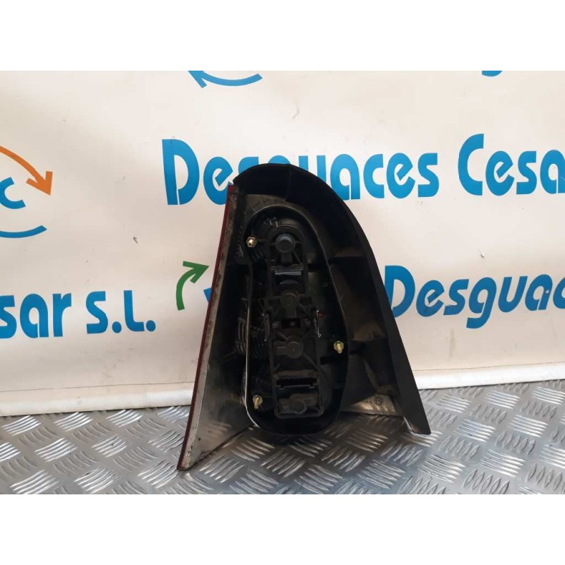 PILOTO TRASERO DERECHO  - imagen 2