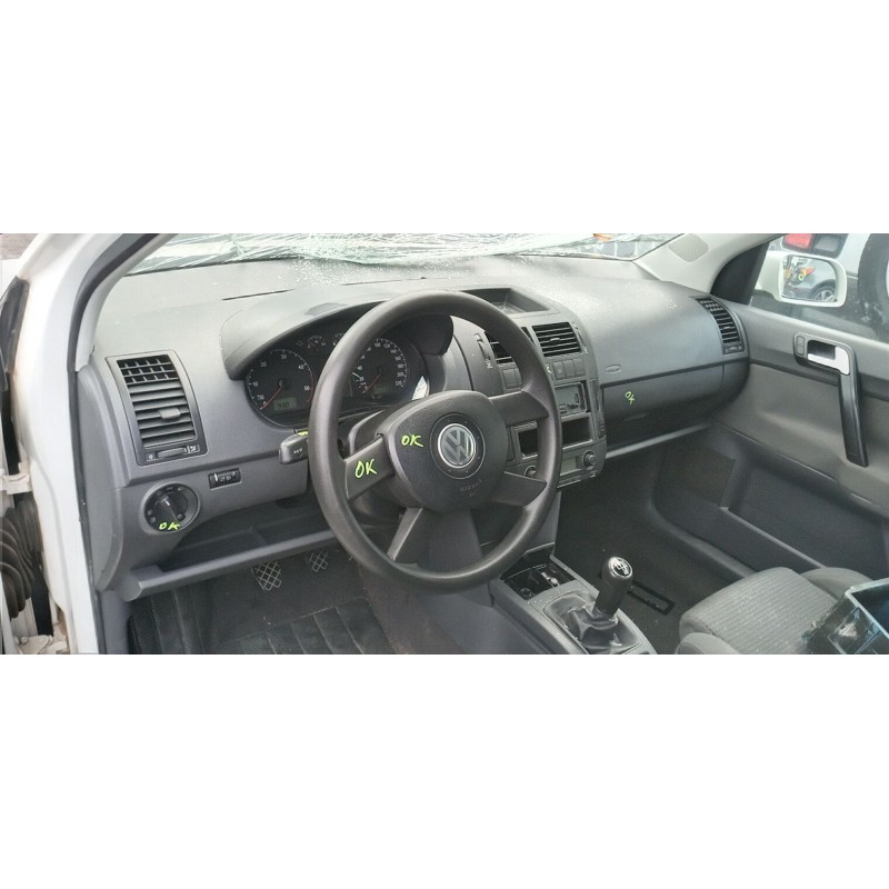 VOLKSWAGEN POLO IV (9N_, 9A_) - imagen 5