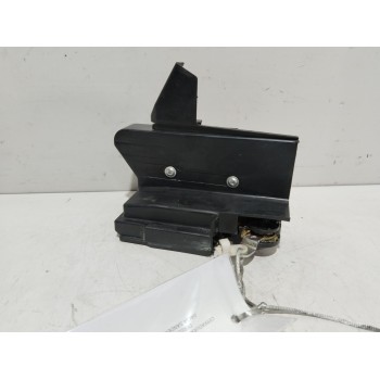 CERRADURA PUERTA TRASERA DERECHA 825022281R 