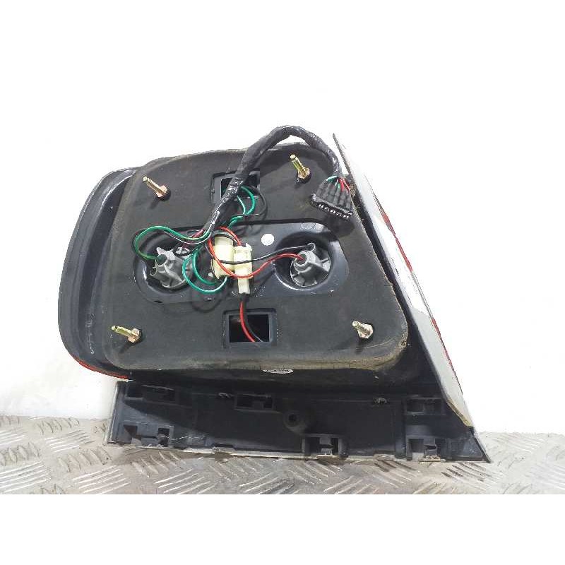 PILOTO TRASERO DERECHO 8D0945112A  - imagen 2