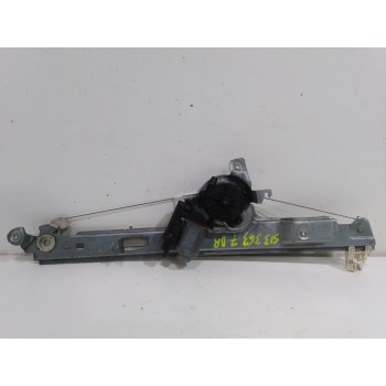ELEVALUNAS DELANTERO DERECHO 8200646840 CONFORT 