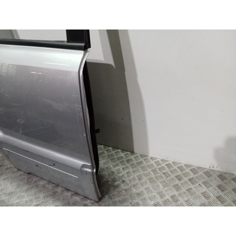 PUERTA TRASERA DERECHA 770043E100 PLATA  - imagen 2