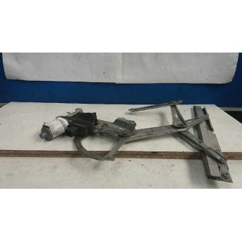 ELEVALUNAS DELANTERO DERECHO 09118665 