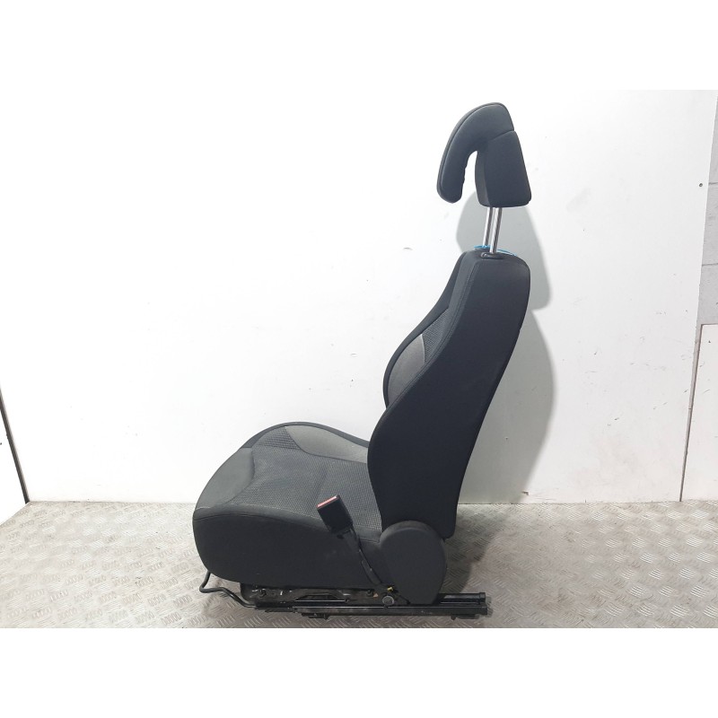 ASIENTO DELANTERO DERECHO  - imagen 2