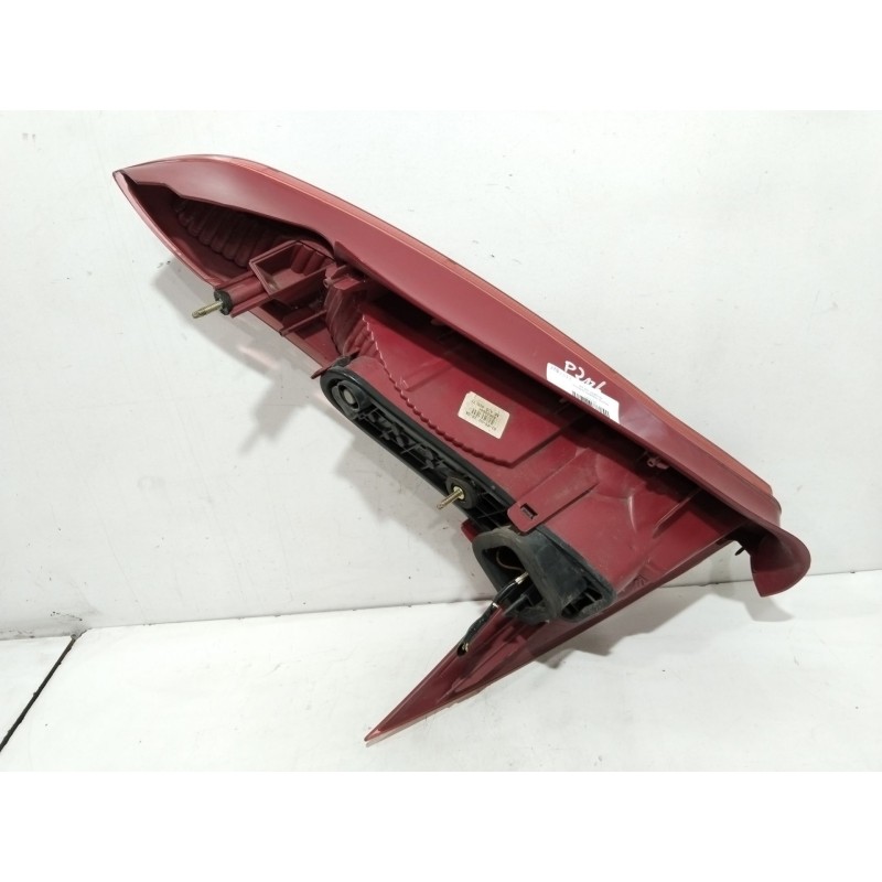 PILOTO TRASERO DERECHO 89028684  - imagen 2