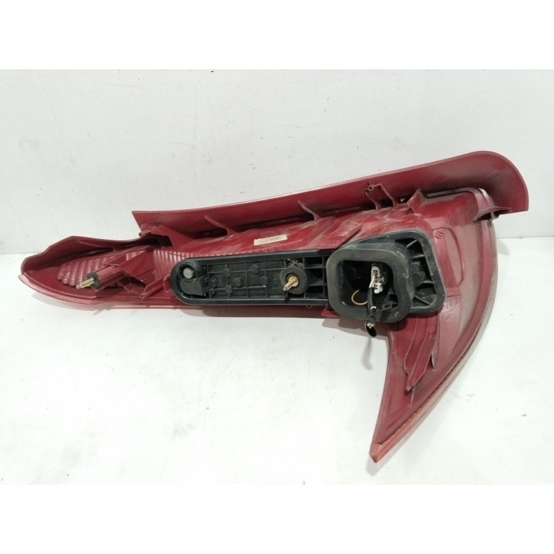 PILOTO TRASERO DERECHO 89028684  - imagen 3