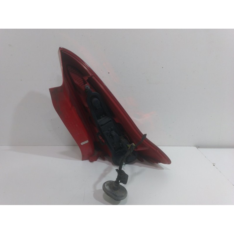 PILOTO TRASERO IZQUIERDO  - imagen 2