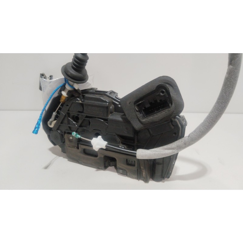 CERRADURA PUERTA DELANTERA DERECHA 5TB837016A  - imagen 3