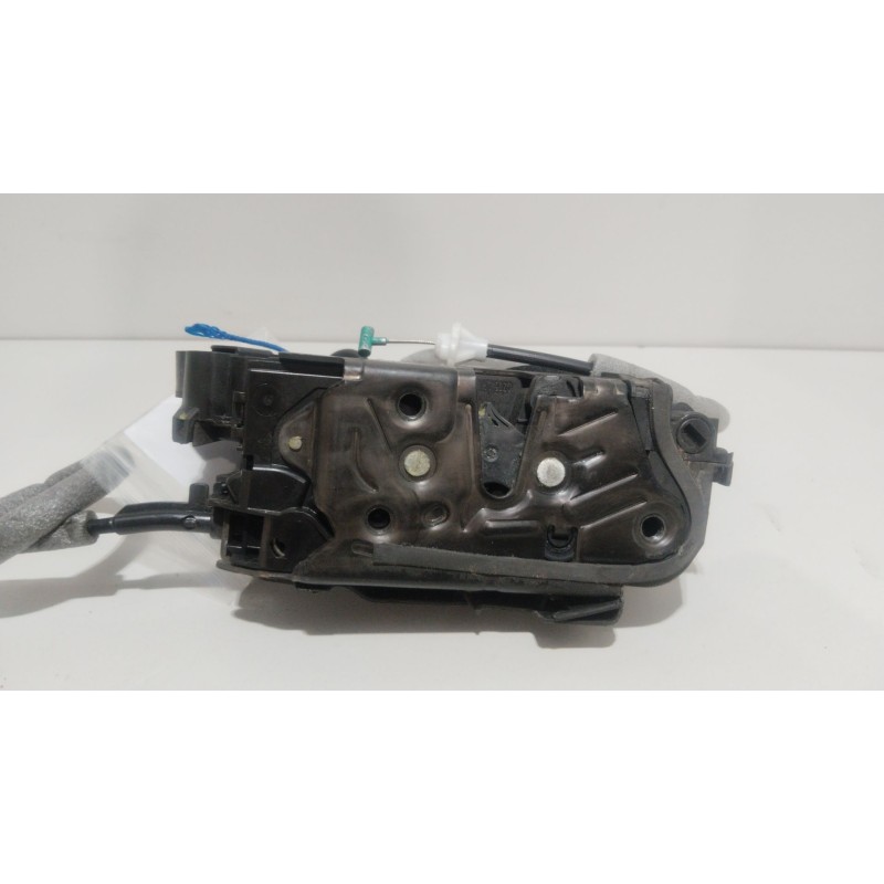 CERRADURA PUERTA DELANTERA DERECHA 5TB837016A  - imagen 4