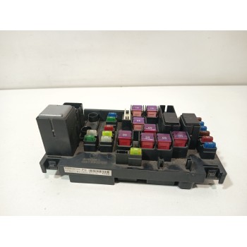 CAJA RELES / FUSIBLES 82241SC020 