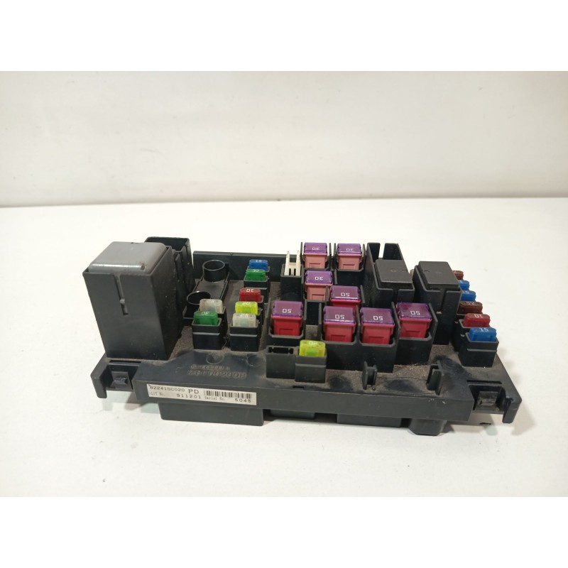 CAJA RELES / FUSIBLES 82241SC020  - imagen 1
