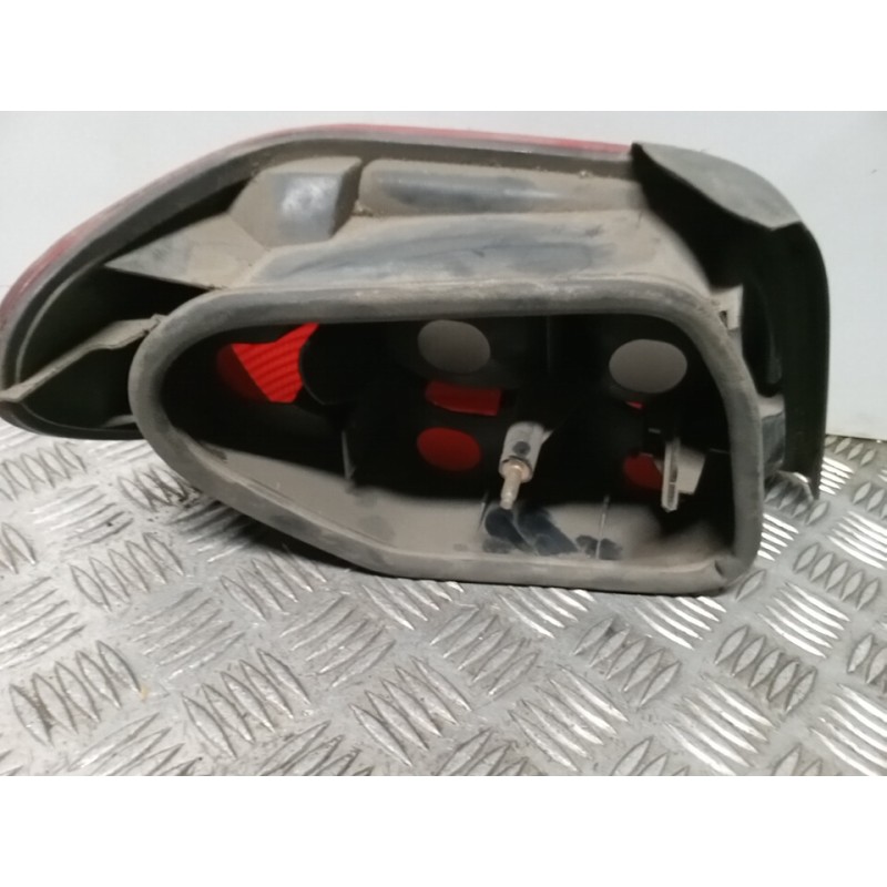 PILOTO TRASERO DERECHO  - imagen 3