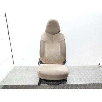 ASIENTO DELANTERO IZQUIERDO 