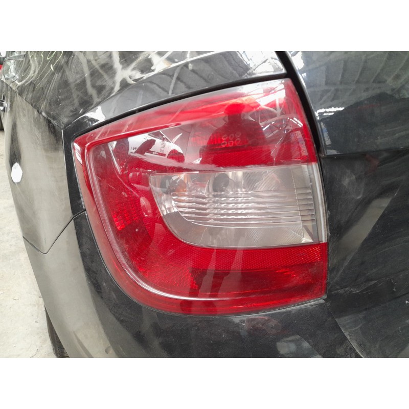 PILOTO TRASERO IZQUIERDO 5JH945111A 