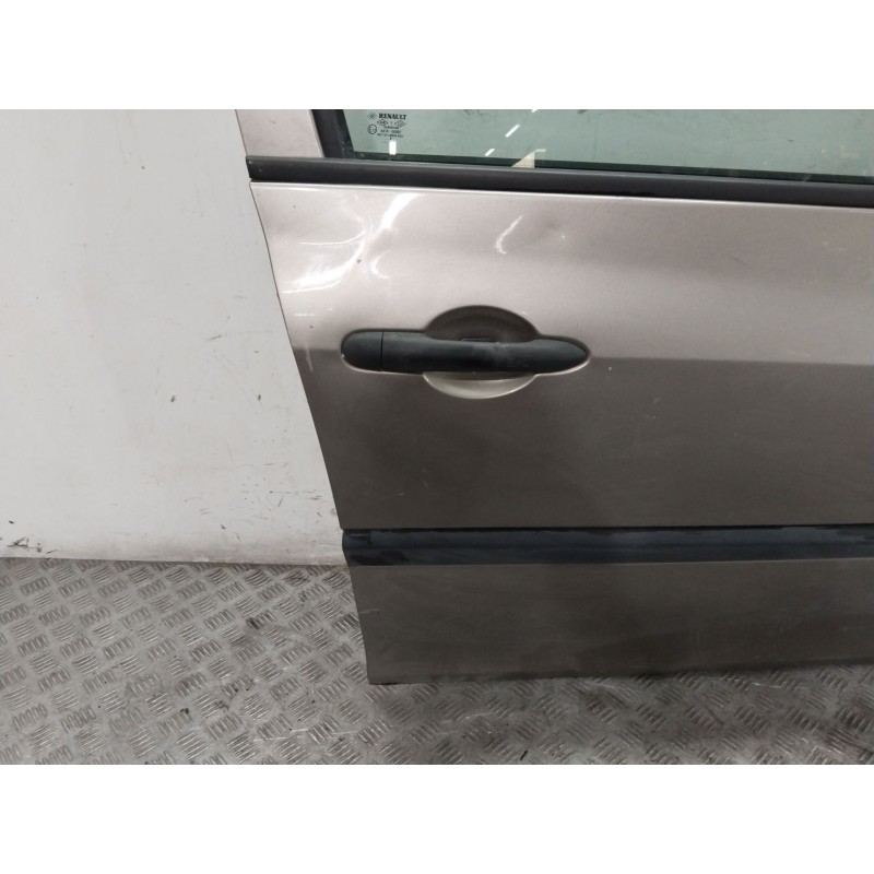 PUERTA DELANTERA DERECHA 670010H010  - imagen 2