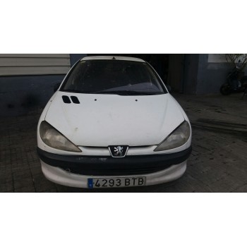 PEUGEOT 206 BERLINA