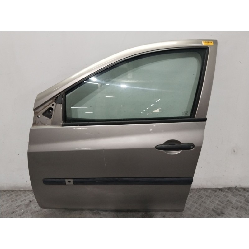 PUERTA DELANTERA IZQUIERDA 670020H010  - imagen 1