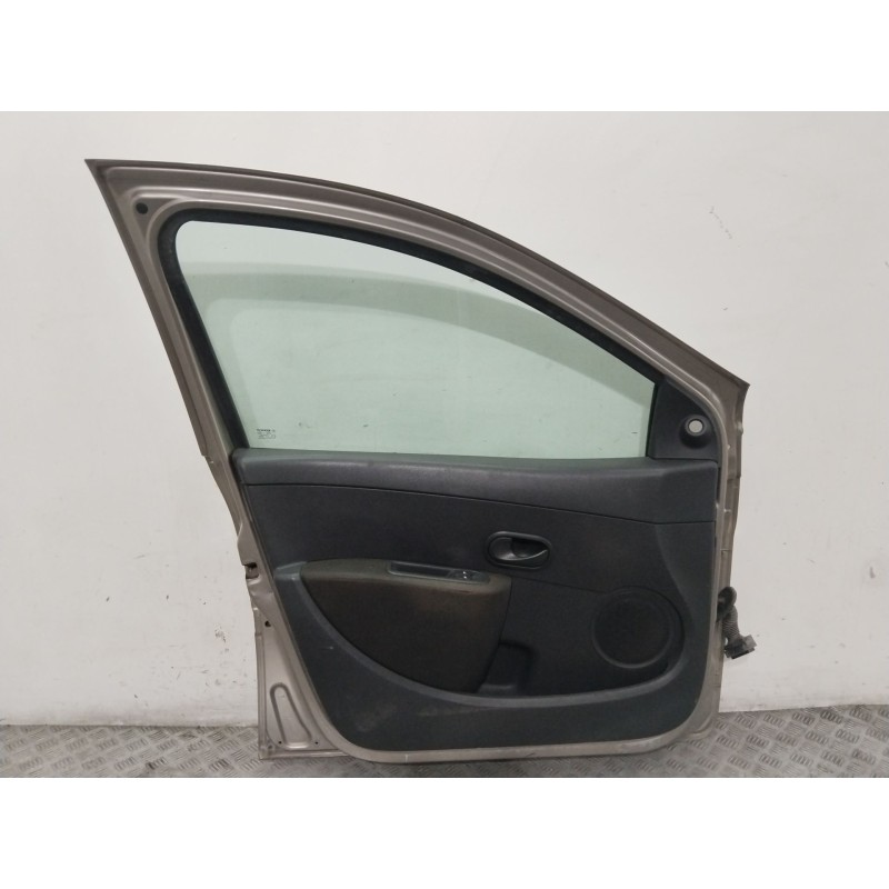 PUERTA DELANTERA IZQUIERDA 670020H010  - imagen 4