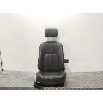 ASIENTO DELANTERO DERECHO 