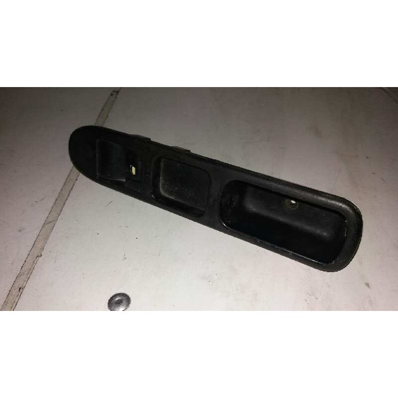 MANDO ELEVALUNAS DELANTERO DERECHO 6554E7  - imagen 1