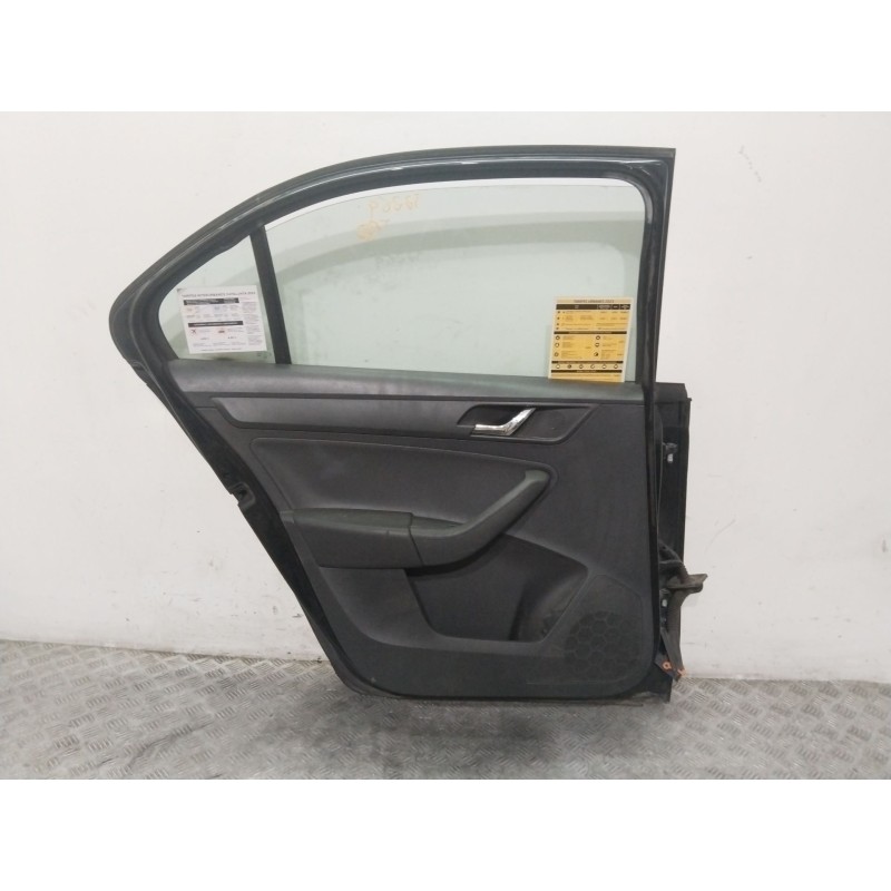 PUERTA TRASERA IZQUIERDA 5JA833055B  - imagen 4