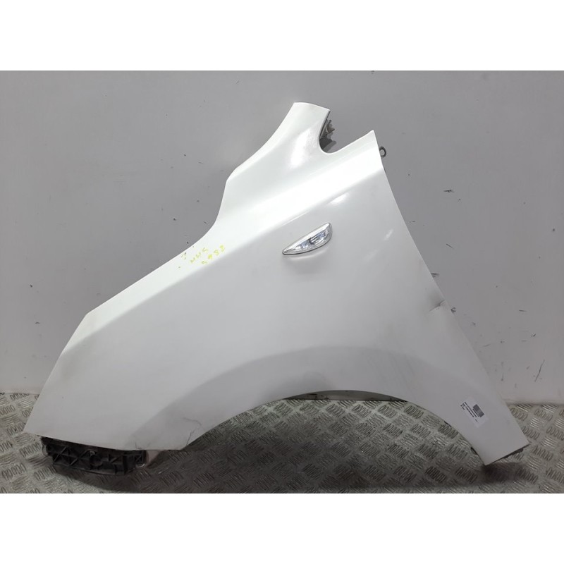 ALETA DELANTERA IZQUIERDA 663112S050 BLANCO  - imagen 1