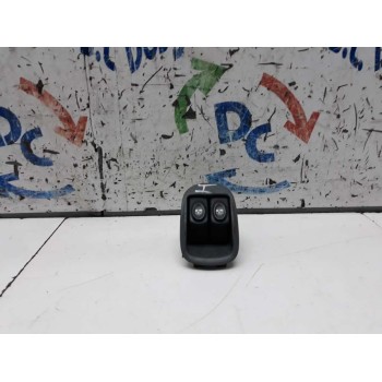 MANDO ELEVALUNAS DELANTERO IZQUIERDO 7700838101 