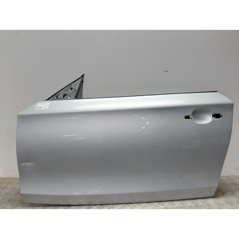 PUERTA DELANTERA IZQUIERDA PLATA CON GOLPE - imagen 1