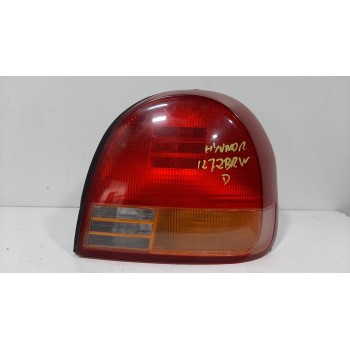 PILOTO TRASERO DERECHO 924203D010 