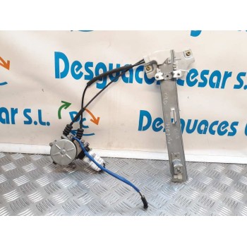 ELEVALUNAS TRASERO DERECHO 